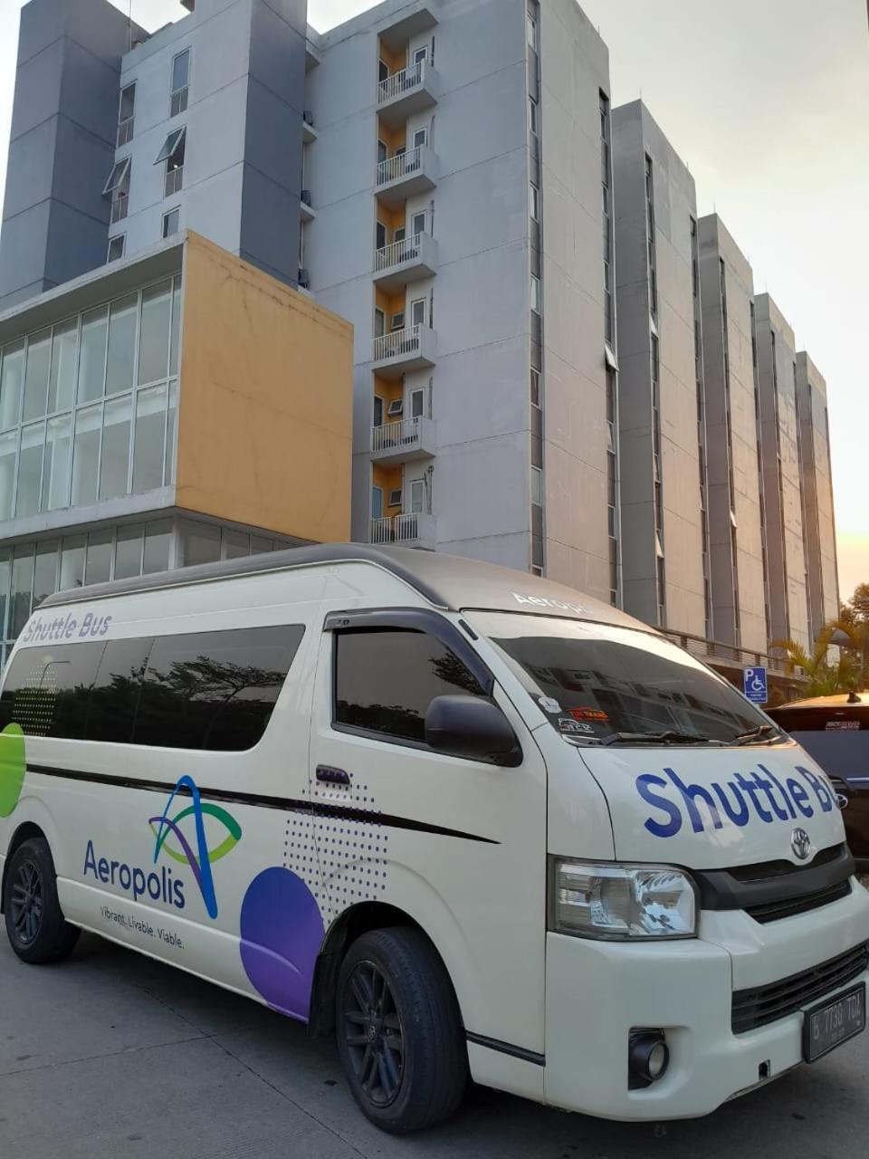 Nature Inn Aeropolis Ar3 Tangerang Bagian luar foto